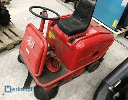Aufsitzkehrmaschine (Fyonda RCM)