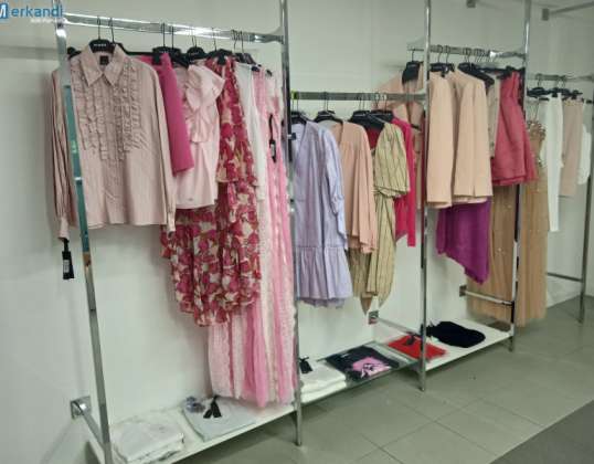 Női ruházati készlet - sok 50 darab, beleértve a ruhákat, felsőket, nadrágokat, pulóvereket, dzsekiket - Méret: 2-22