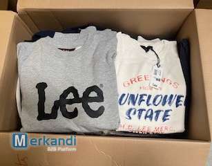 Lee Men's Sweatshirts Clearance - Wide Choice and Discounted Prices