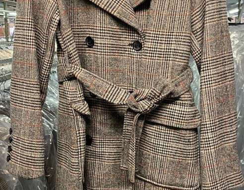 Dámské kabáty Značky: Toy G, XS S M L XL, Různé barvy a vzory, Počet již od 25 ks, Cena € 30 za jednotku