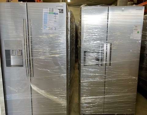 2 contenedores Samsung Side-by-Side (sxs) - devoluciones de 78 piezas