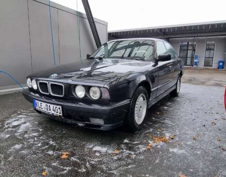 Veiling: Auto (BMW 540i E34)