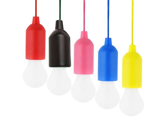 Värillinen lamppukaappi