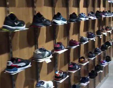 LIQUIDACION TIENDA EN SEVILLA DEPORTES