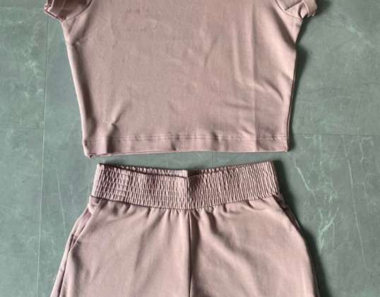 Package of women's TOP + SHORTS