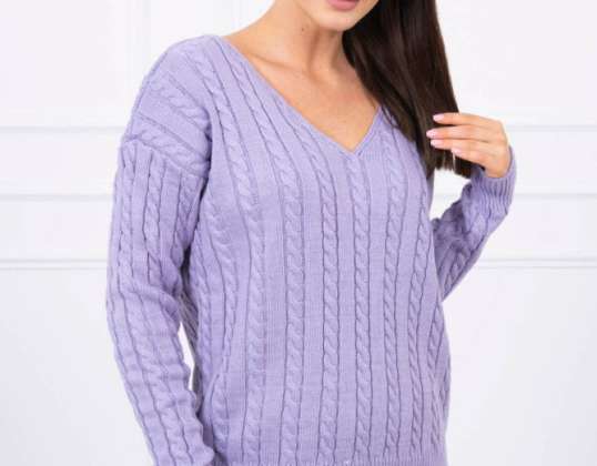 Sweater with V-neckline. Fashionable weave in braid. The simple cut is perfect for any occasion.