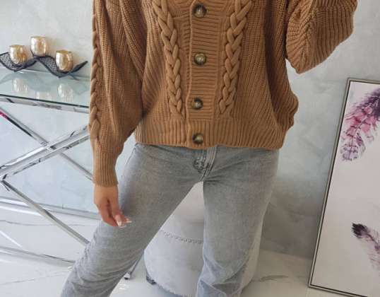 The sweater has puffy sleeves and a fastening with large buttons. Very stylish, for each of the ladies. The sweater is made of high quality material