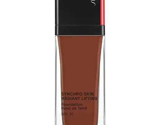 Shiseido Synchro bőr sugárzó alapozó 550 30ml