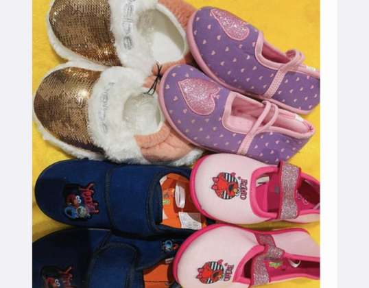 Kids x Store Clearance £1.50: 100 Paar Baby & Kinder Kleidung £150
