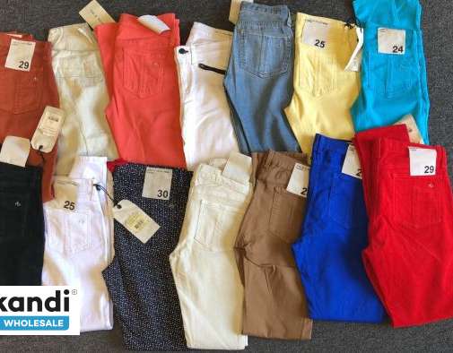 Straccio e osso all'ingrosso Ladies Jeans Assortimento - Mix di 30 pezzi (taglie 24-32, vari stili)