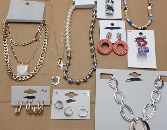 Veleprodajno odstranjevanje nakita iz trgovskih verig UK Ex - uhani iz mešanega modnega nakita, ogrlice, zapestnice, prstani itd. - poceni nakit v razsutem stanju