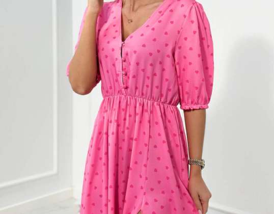 Italiensk kjole med hjertemotiv er et smukt valg til mange lejligheder.