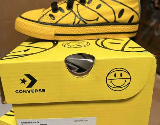 Converse nagykereskedelmi kollekció: válogatott, 100 páros tornacipő raklap – új dobozokban, teljes méretválasztékkal