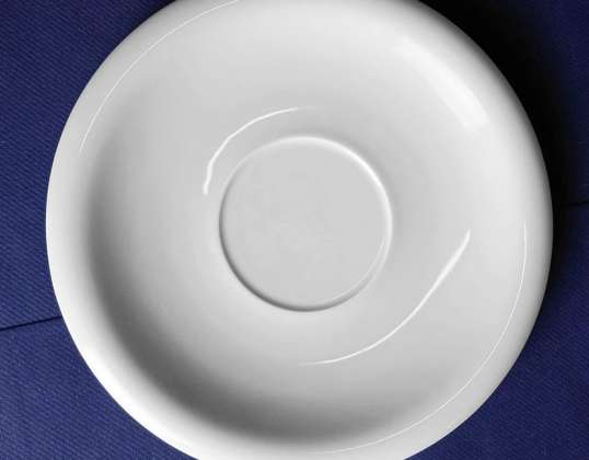 Porselenden yapılmış fincan tabağı 19 5 cm beyaz