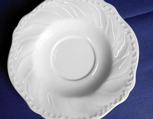 Porselenden yapılmış fincan tabağı 14 5 cm beyaz