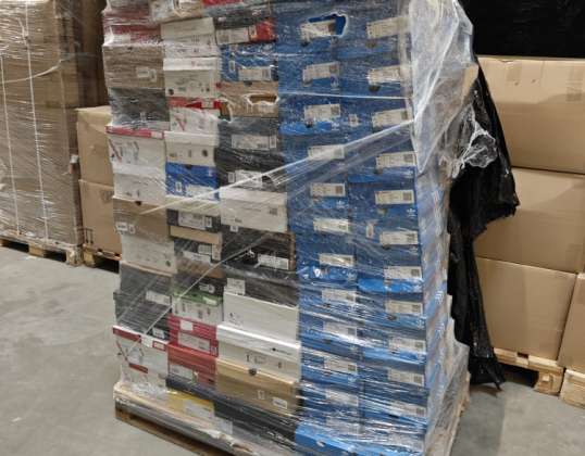 PALLETS WITH PREMIUM FOOTWEAR A/B FROM WELL-KNOWN BRANDS LARGE SELECTION GOOD QUALITY