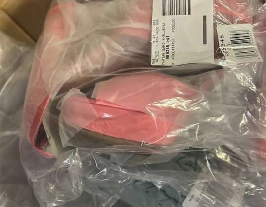 €4 por par num mix de sapatos versátil com diferentes tamanhos e elementos, tais como cartão de mistura, mercadoria A, palete de desalfandegamento, sapatos de mulher