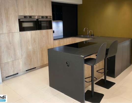 Küchenset mit Geräten Ausstellungsmodell 1 Einheit