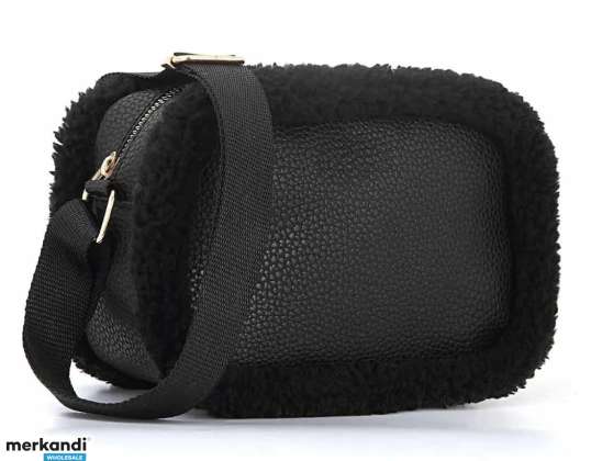 Discover our selection of wholesale women's handbags from Turkey that are fashionable and valuable.