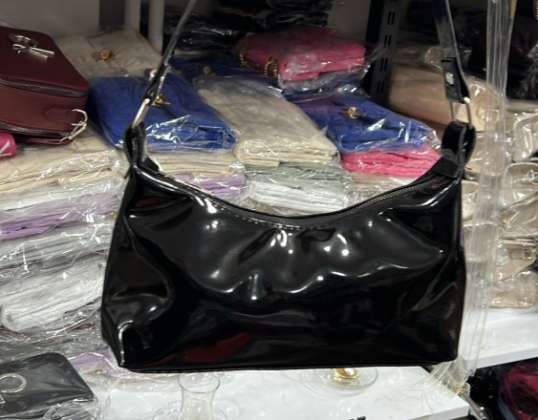 Modne ženske torbice z barvnimi različicami in različnimi modeli.