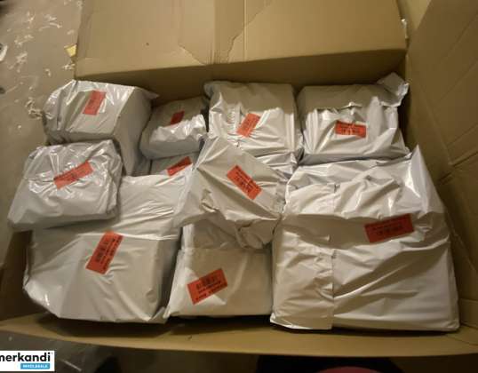 Sahipsiz Amazon paketleri. Amazon kutusu Gizli Paketler.Ürünler Yeni KAYIP PAKETLER Gizli kutular