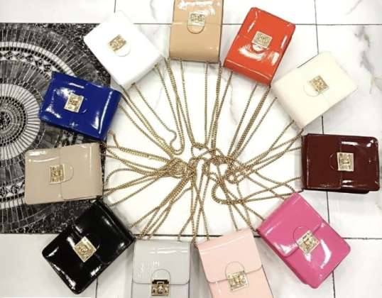 Wholesale women's handbags from Turkey with a variety of extremely attractive designs.