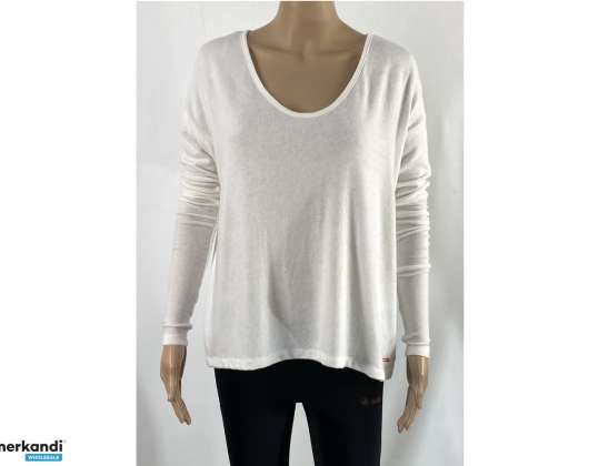 125 Stk. peace love world Damen Sweatshirts Pullover Bekleidung, Textilwaren Großhandel Restposten kaufen