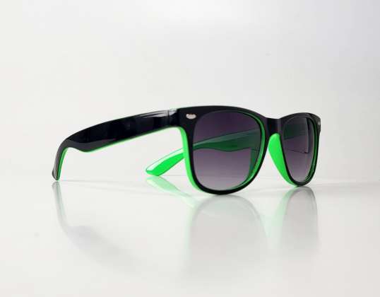 Zwart/groene TopTen wayfarer zonnebril SG14035WFGREEN