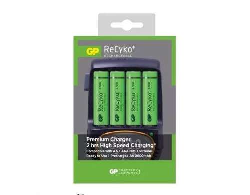 GP Battery Charger PB50 Car Charger with 4x AAA Rechargable batteries