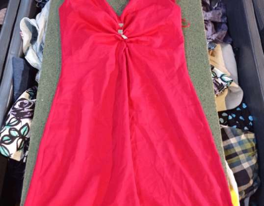 Surūšiuotos vasaros suknelės ilgomis rankovėmis arba trumpomis rankovėmis jūsų pasirinkimui 1 klasė (A) didmeninė prekyba pagal svorį