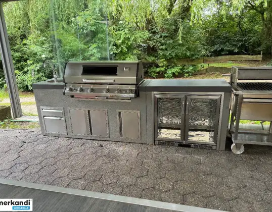 Auction: Outdoor Kitchen (YOC: 2022) - (Dimensions: 310 x 60 x 95 cm)