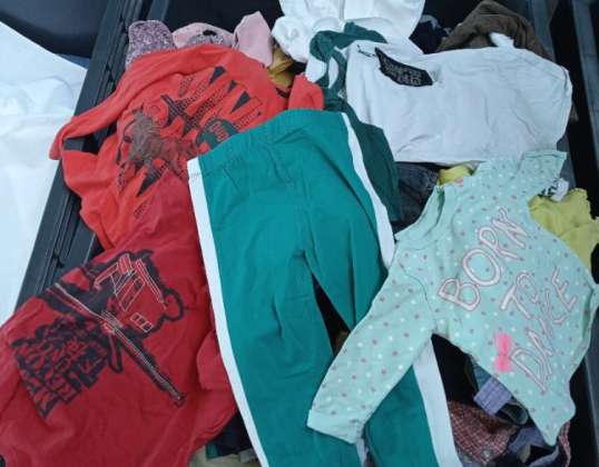 Se amestecă îmbrăcăminte sortată de vară pentru copii 6-15 ani en-gros în greutate