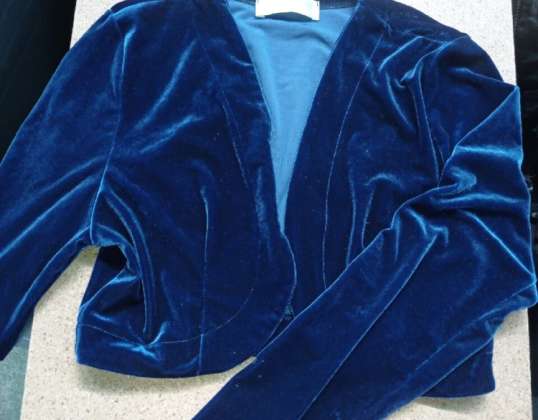 Отсортированные женские тонкие летние свитера 1 сорт (А) оптом на развес