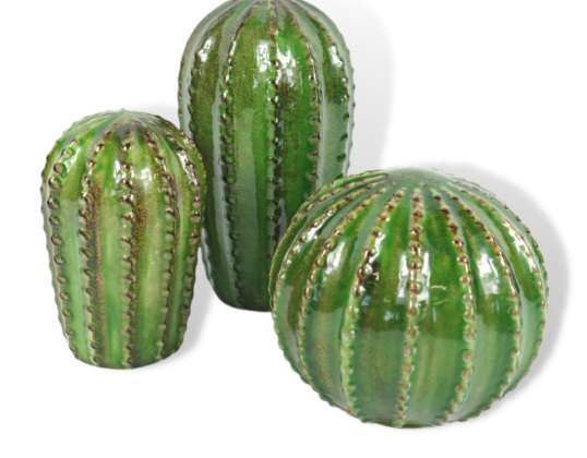 Beeld Cactus bol groen  15cm / 16cm / 22cm