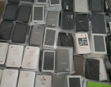 Lot of Tablets from Well-Known Brands such as Samsung, Lenovo, Huawei, Asus, Acer, Alcatel - Location: Barcelona