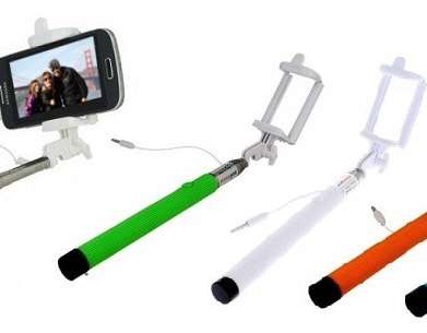 Selfie stick, mix of colors