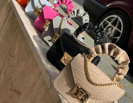 Women's handbags in the cheapest wholesale, high-quality materials.