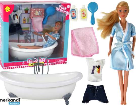 Puppe für Kinder mit langen blonden Haaren, blauer Bademantel, Badewanne, Badezimmer