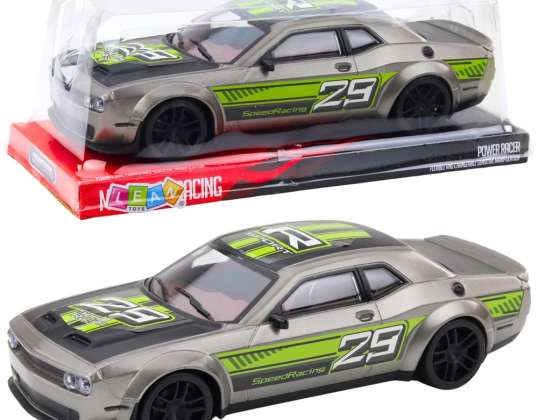 Coches deportivos de carreras tracción trasera plateado