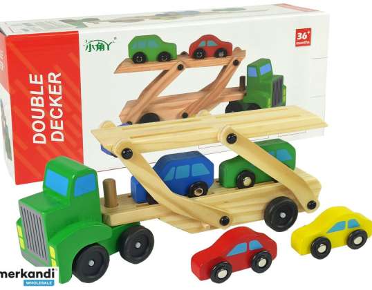 Hölzerner grüner Abschleppwagen mit Spielzeugauto-Blöcken