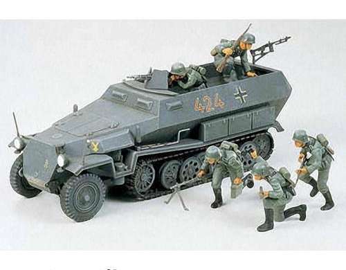 KER 35020 German hanomag sd kfz 251/1