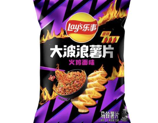 Lay&amp;#039;s Maxx Ridged Korean Spicy Chicken Noodles Flavor 40g