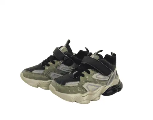 Trendy Footwear for Kids - for only € 1.20 - 96% OFF