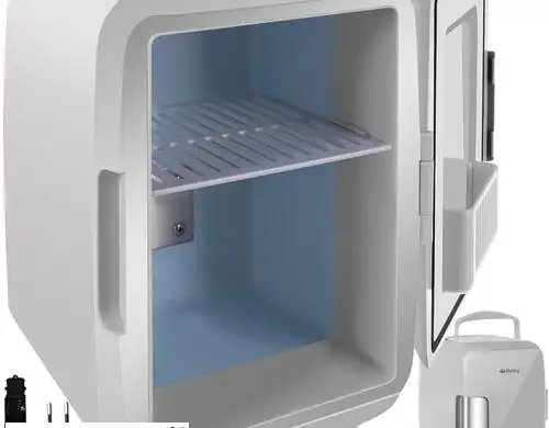 4L weißer Reisekühlschrank