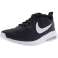 Adidas, Nike, Asics scarpe sportive nuove a stock foto 6