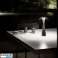 Lampa stołowa LED zaprojektowana przez słynnego Adama Tihany'ego, która swoim kształtem przypomina Space Needle, symbol Seattle. zdjęcie 3