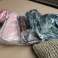 Lot of 4 pallets of handbags ideal for sale on the markets image 4