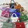 Groothandel dameshandtassen met een breed scala aan kleur- en modelopties. foto 3