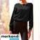 020088 Elige una blusa de raso de mujer de la empresa alemana Lascana. fotografía 1