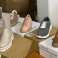 6,50€ per pari, eurooppalaisen merkin kenkäsekoitus, eri mallien ja kokojen sekoitus naisille ja miehille, jäännöslava, A-tavarat, sekoituskartonki kuva 1